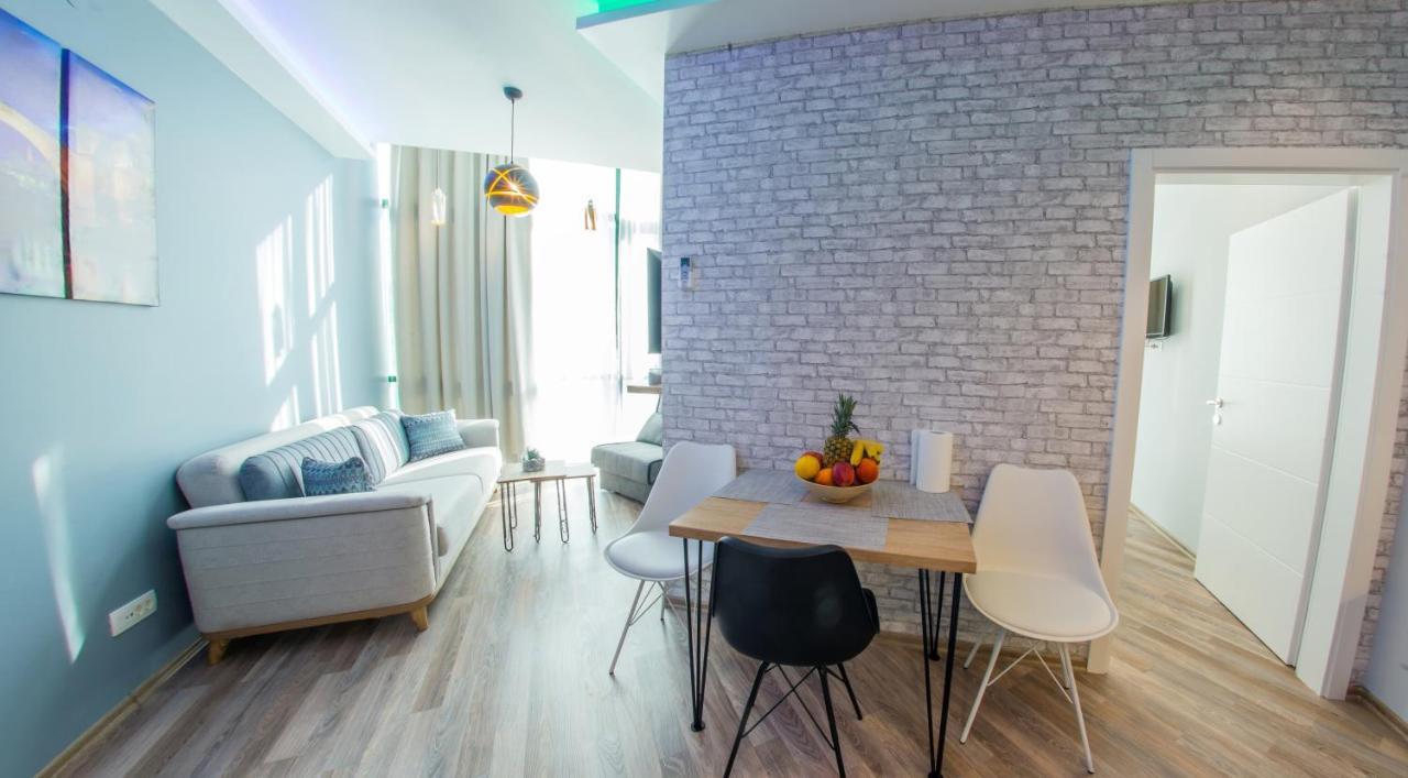 New View Apartment Mostar Bagian luar foto